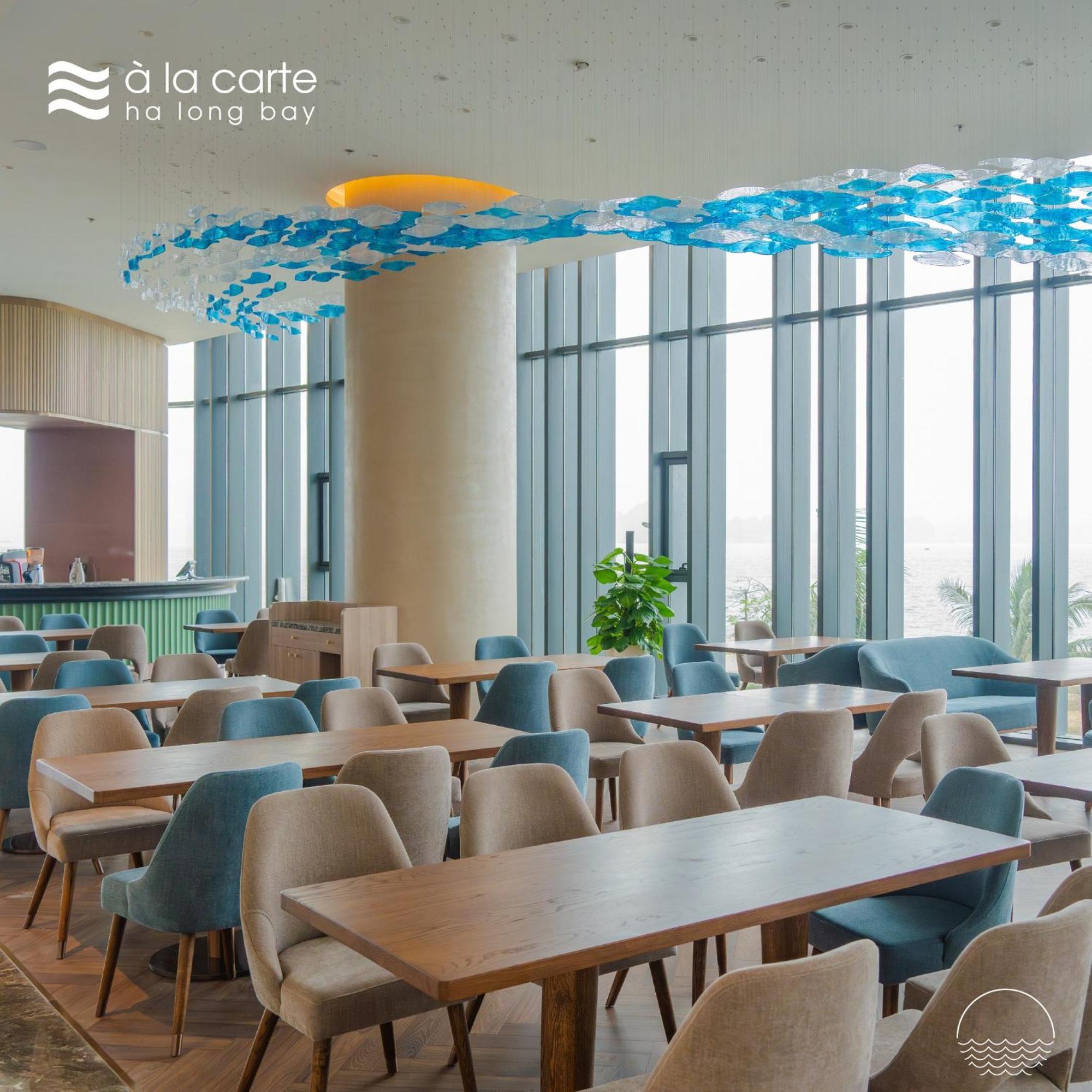 A La Carte Ha Long Apartment By The Beach Exterior photo