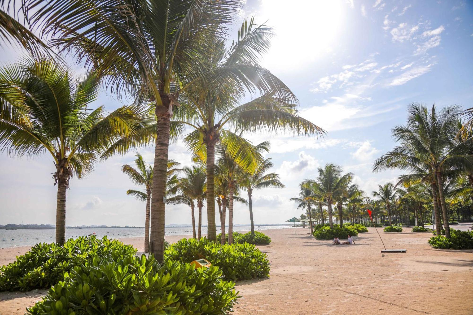 A La Carte Ha Long Apartment By The Beach Exterior photo