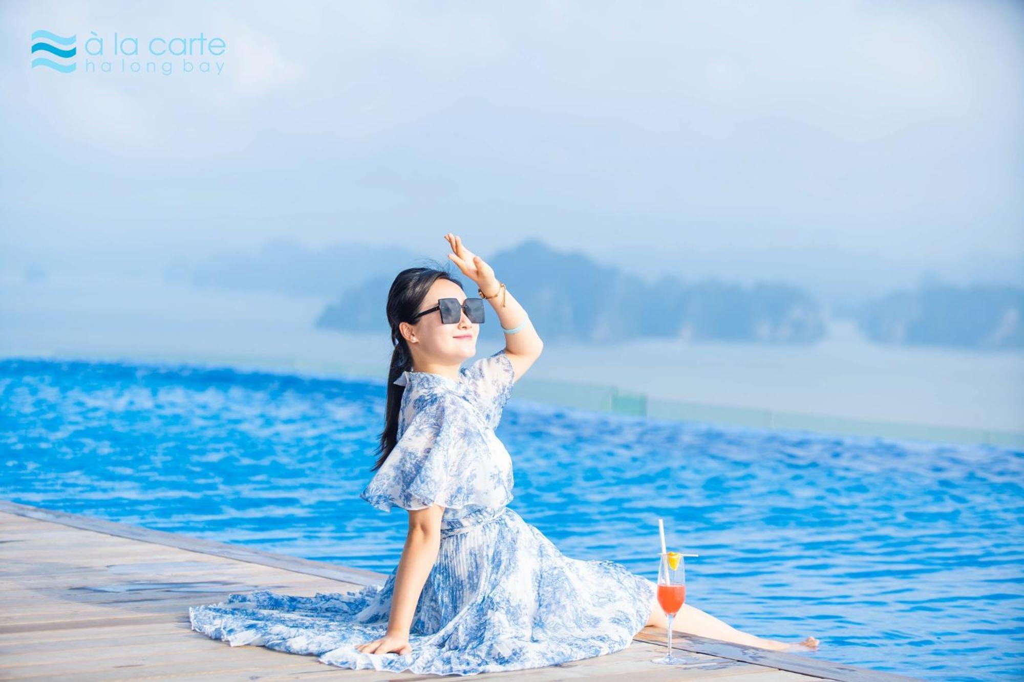 A La Carte Ha Long Apartment By The Beach Exterior photo