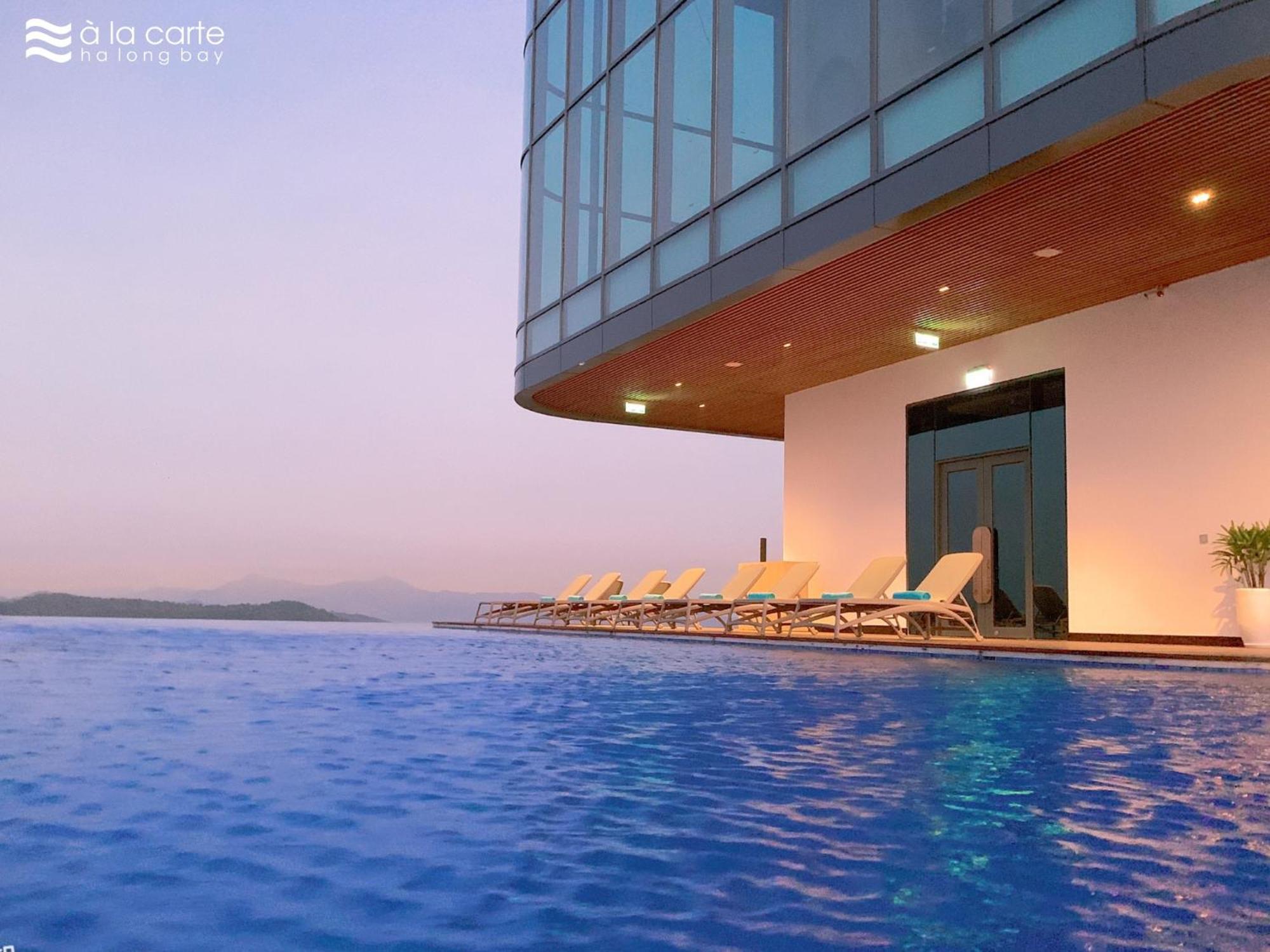 A La Carte Ha Long Apartment By The Beach Exterior photo